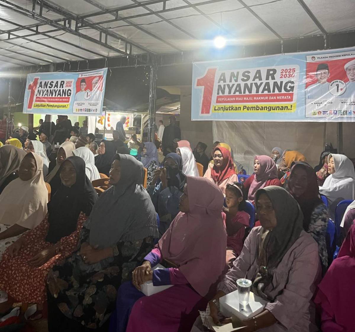 Kampanye Ansar-Nyanyang Perdana di Penyengat, Warga Minta Ansar Dua Periode.