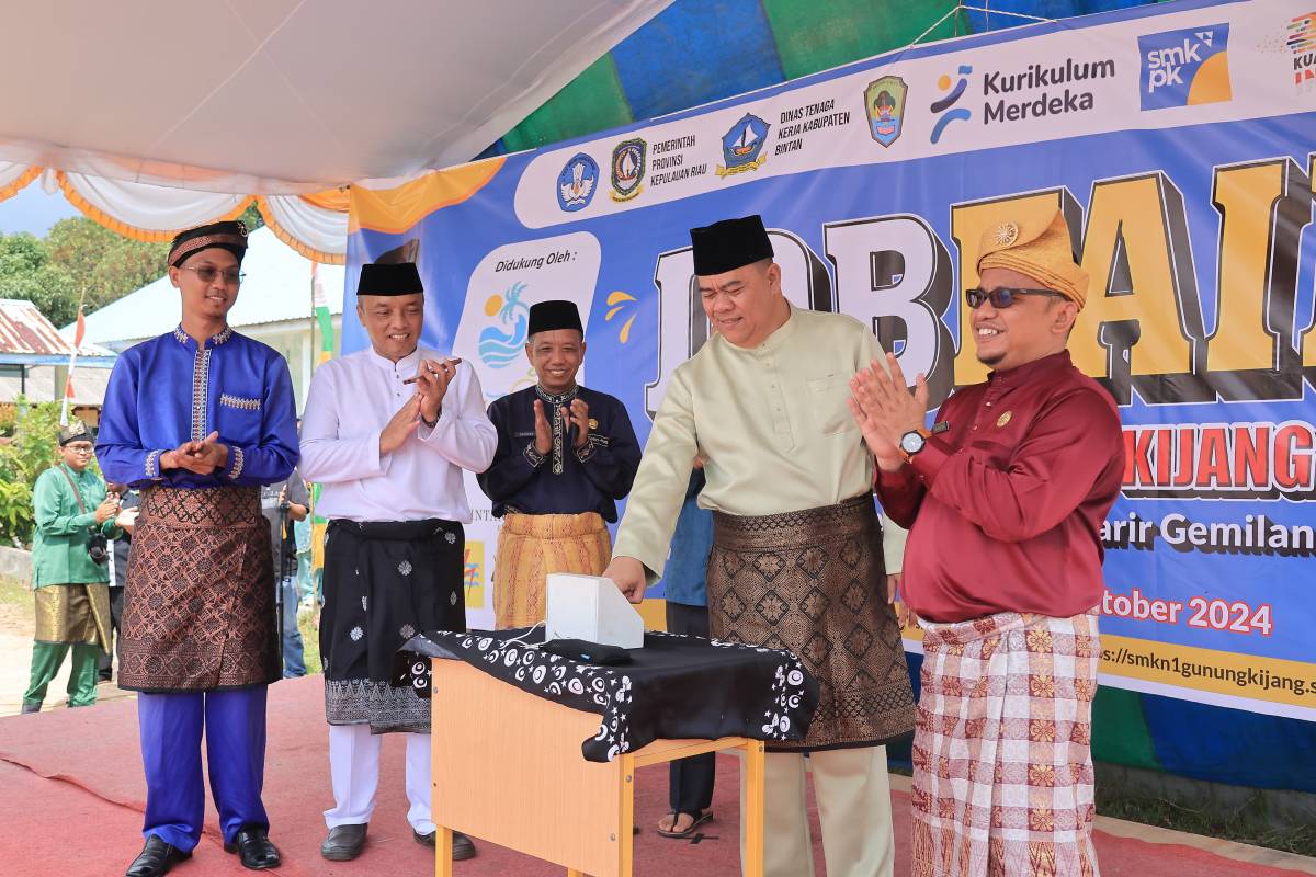 Sekda Ronny Sampaikan Keberhasilan Penurunan Angka Pengangguran di Bintan.