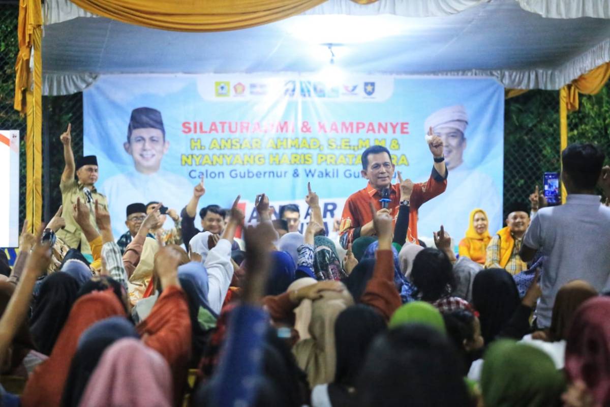 Ratusan warga Hang Tuah Teriakkan Ansar 2 Periode.