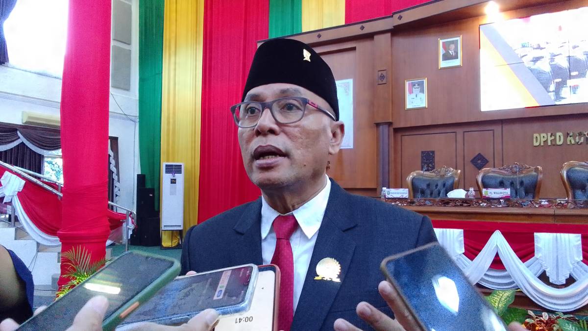 Dilantik Jadi Ketua DPRD Tanjungpinang, Agus Djurianto : Saya Akan Laksanakan Tugas dengan Sebaik-Baiknya.