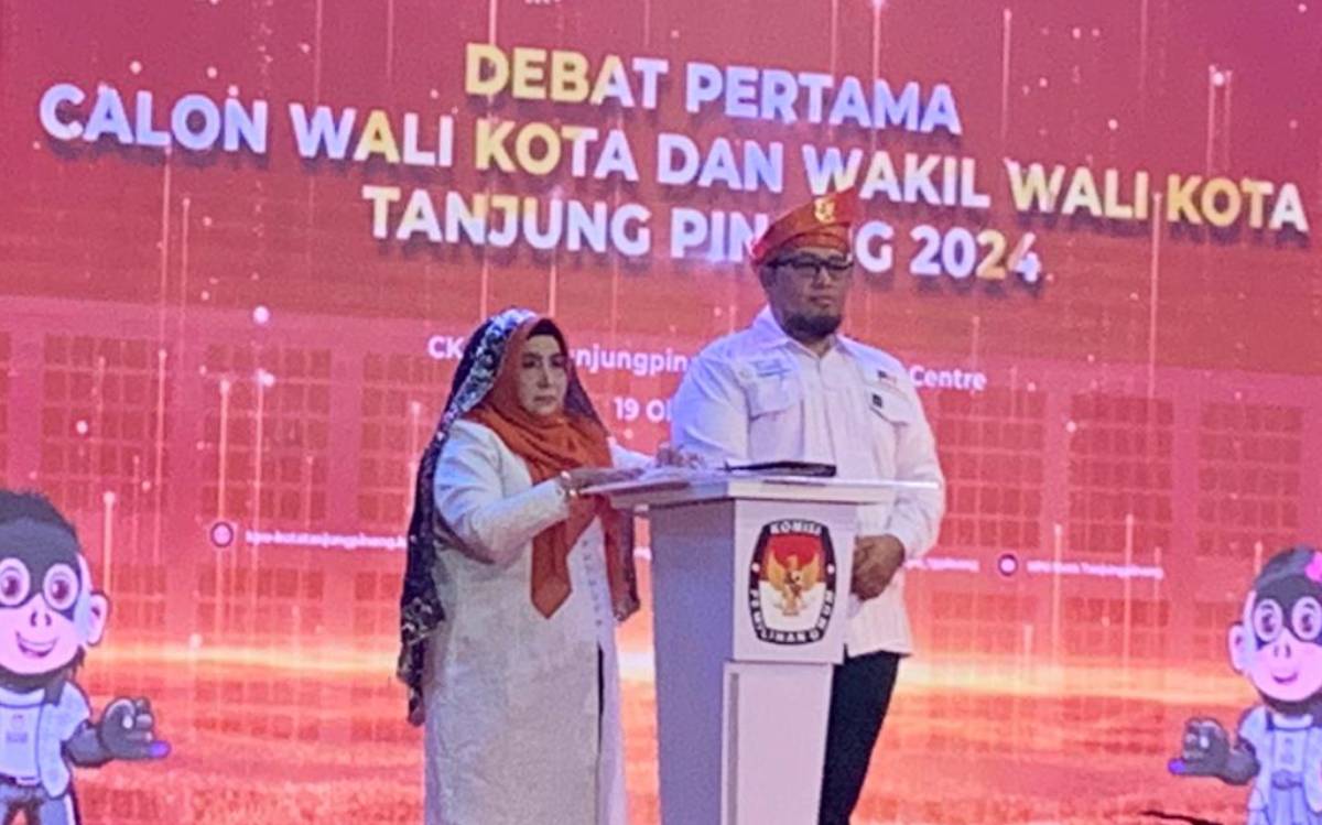Visi-Misi Paslon Rahma-Rizha Hafizh di Debat Perdana Pilkada Tanjungpinang.