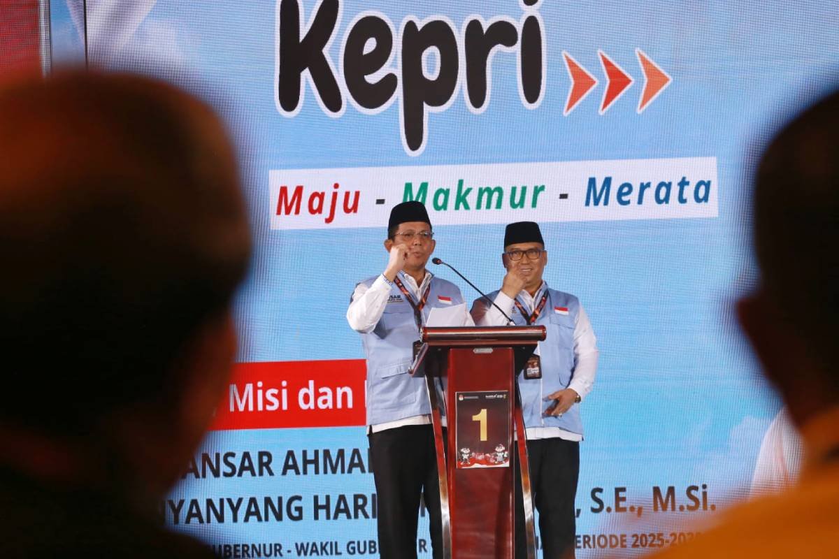 Ansar Sebut Memanfaatkan Potensi Maritim di Kepri Harus Berpedoman pada RZWP3K, Bukan PP 41.