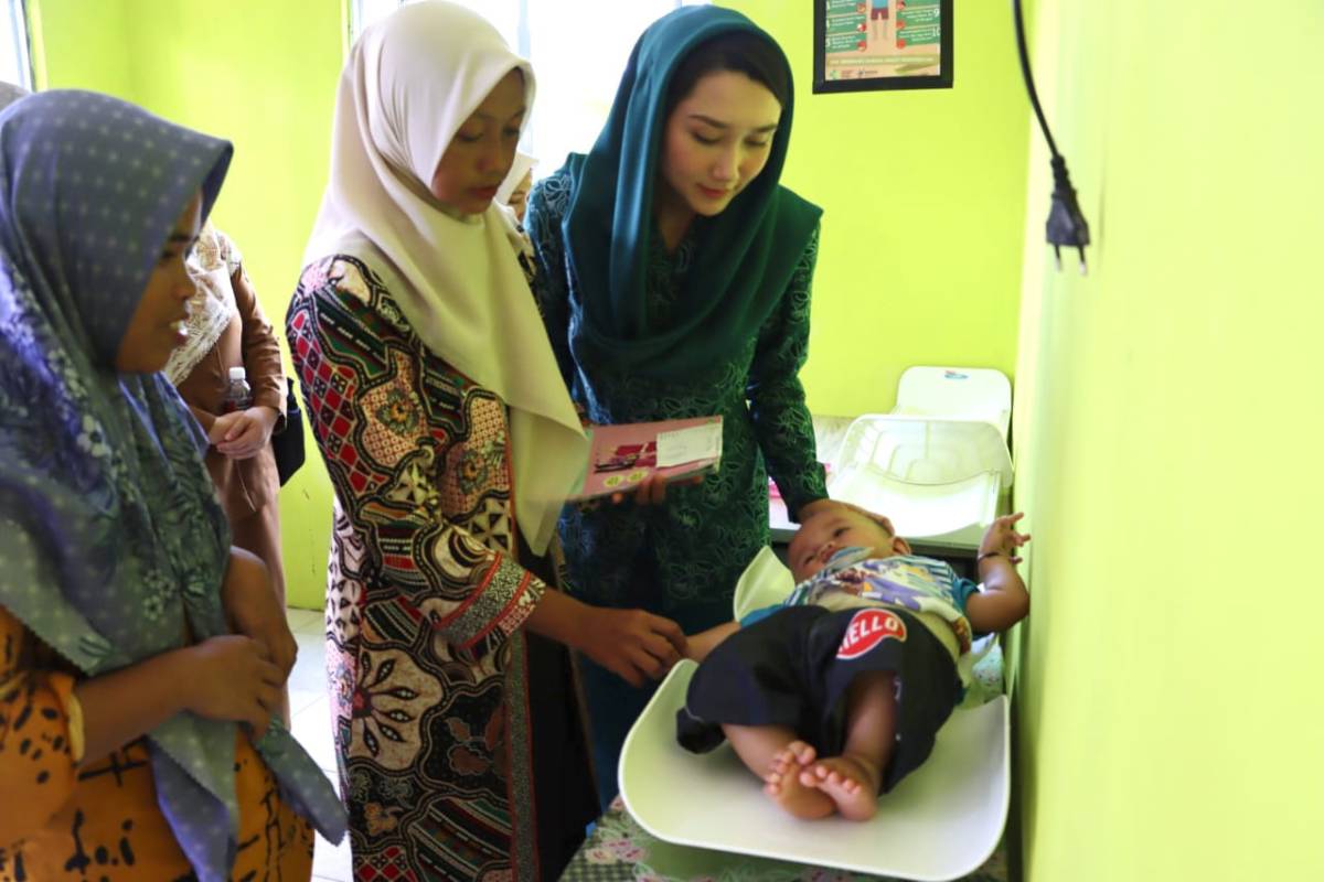 Sabine Paparkan Pentingnya Penimbangan untuk Pemantauan Tumbuh Kembang Anak.