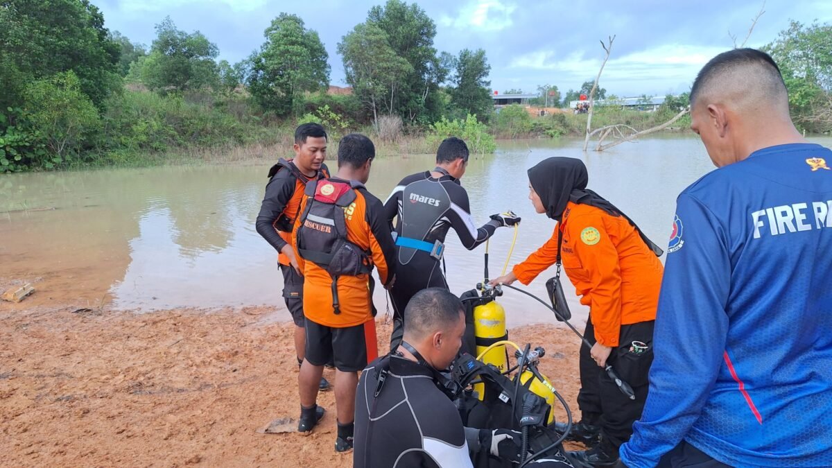 Seorang Anak Tenggelam di Bekas Galian Tambang, Tim SAR Lakukan Pencarian