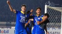 Persaingan Panas! Persib, Persebaya, dan Persija Berebut Puncak Jelang Pekan ke-19 Liga 1