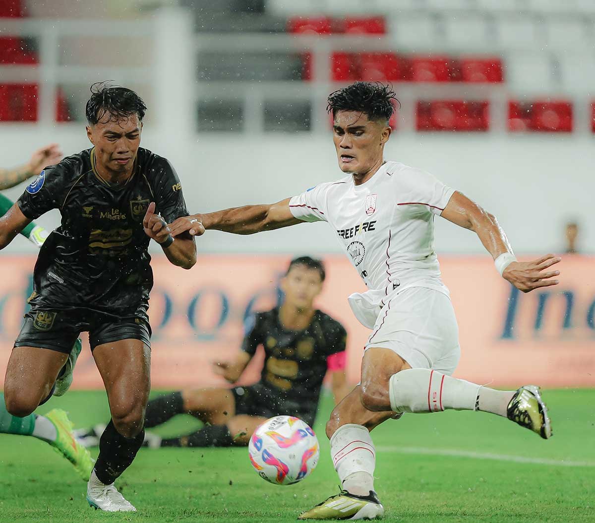 Persis Solo Taklukkan PSIS Semarang di Derbi Jateng, Sananta Cetak Brace