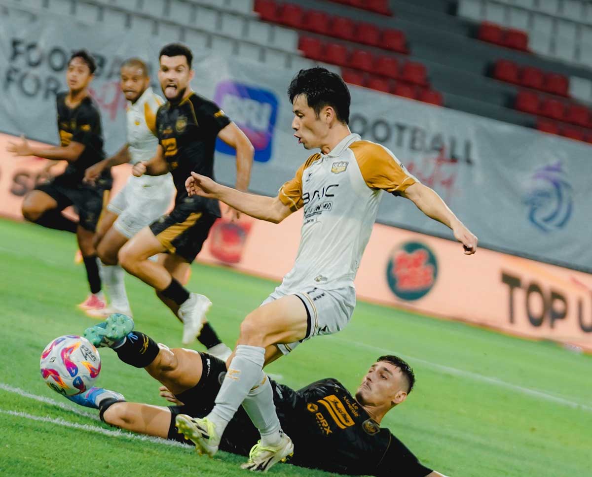 Dewa United Cukur PSIS Semarang 4-1, Martins Cetak Hattrick