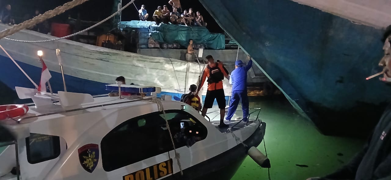 Mobil Terjun ke Laut di Tanjungpinang, Pengemudi Lansia Tewas di Tempat