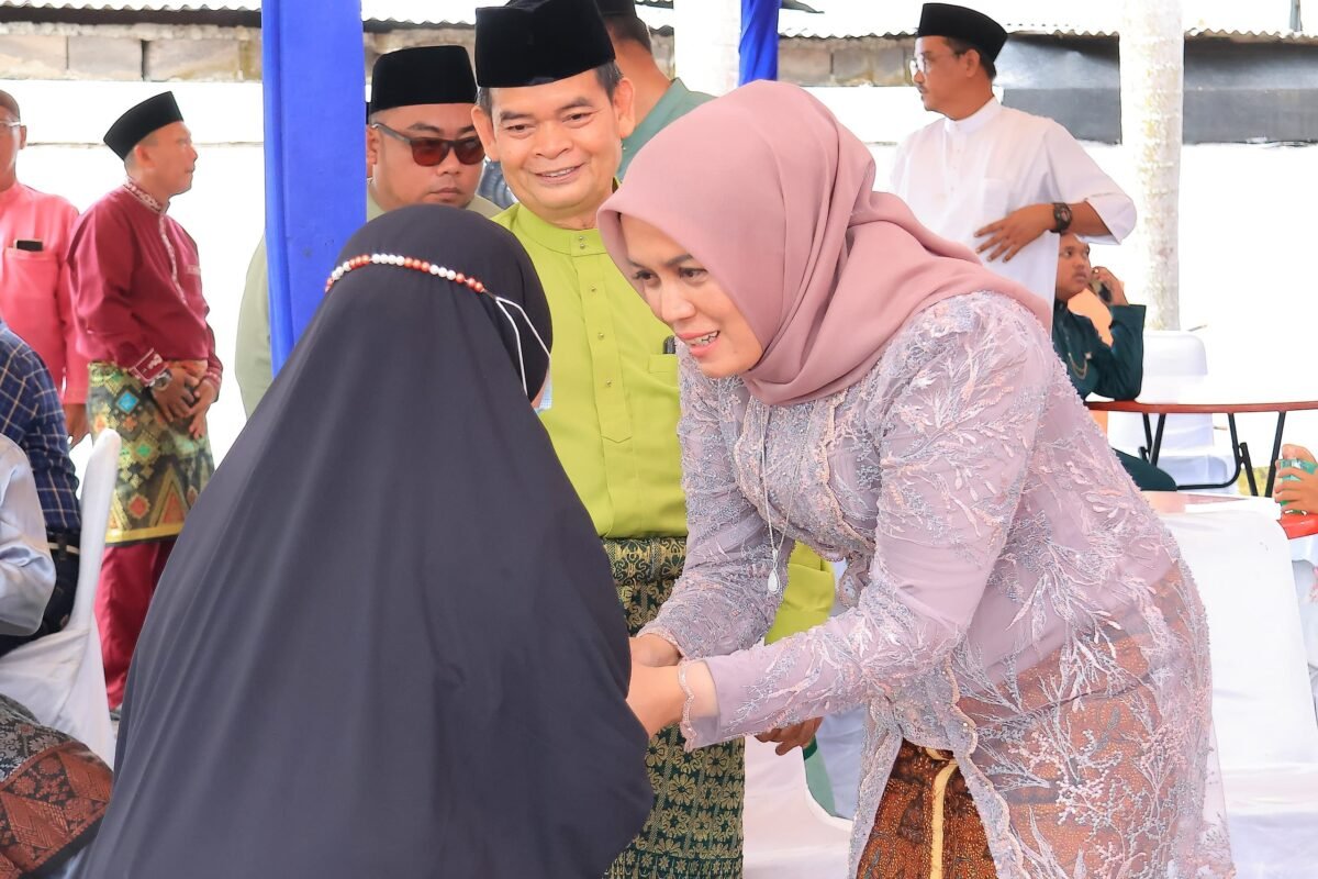 Wakil Bupati Bintan Gelar Open House Idul Fitri, Warga Antusias Hadiri Acara Lebaran