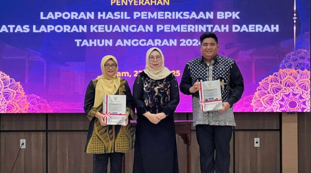Pemerintah Kabupaten (Pemkab) Bintan kembali meraih opini Wajar Tanpa Pengecualian (WTP) atas Laporan Keuangan Pemerintah Daerah (LKPD) Tahun Anggaran 2024. Ini merupakan raihan WTP ke-14 secara berturut-turut sejak beberapa tahun terakhir.