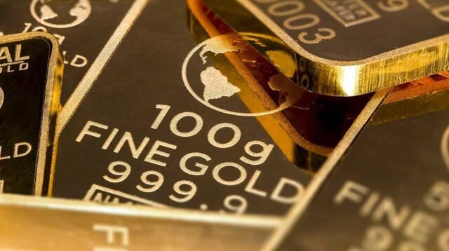 Harga Emas Antam Naik Rp25.000 per Gram, Ini Daftar Terbarunya