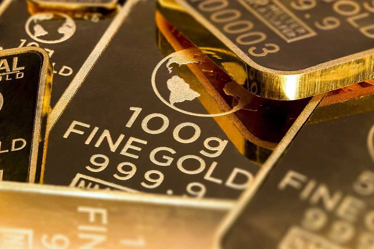 Harga Emas Antam Naik Rp25.000 per Gram, Ini Daftar Terbarunya