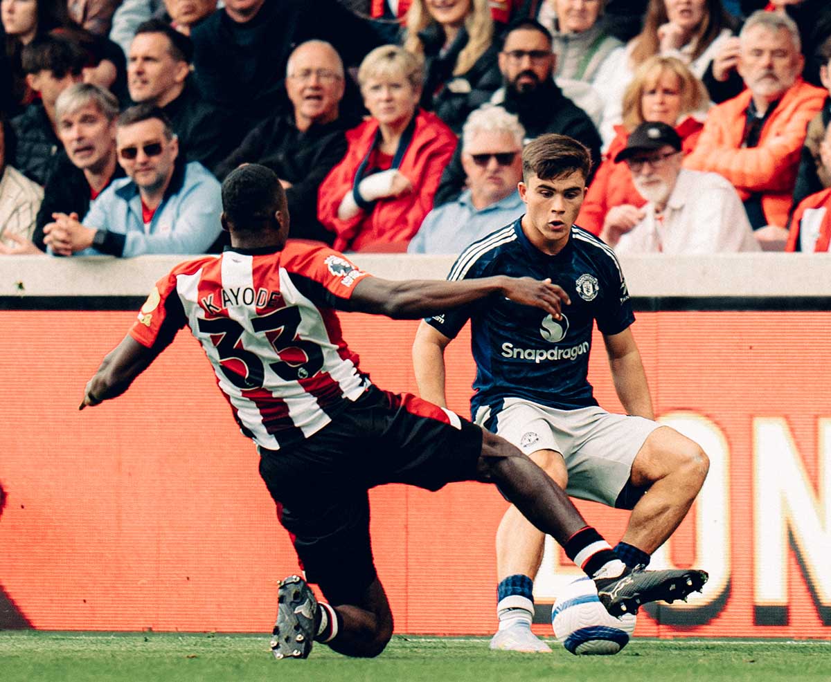 Manchester United Tumbang 3-4 di Markas Brentford, Posisi Makin Terpuruk di Klasemen