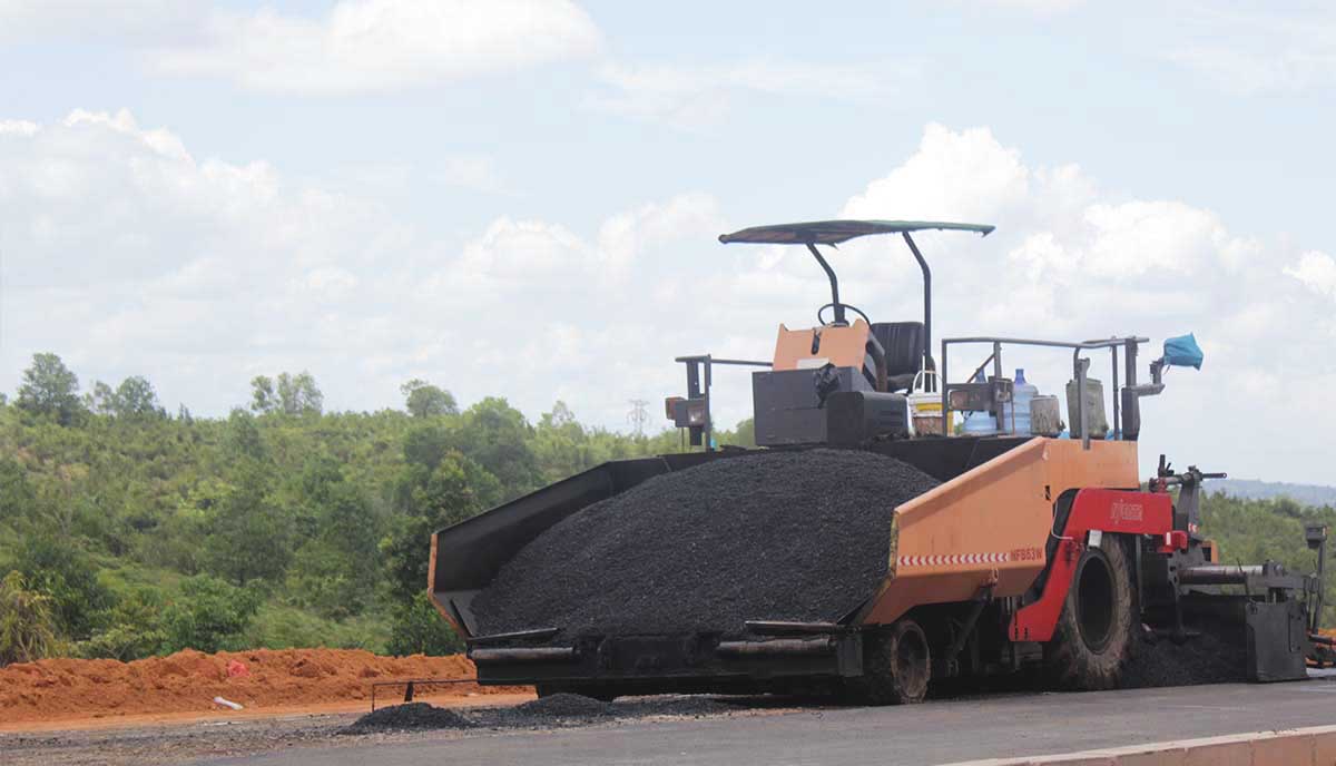 Pemerintah Provinsi Kepulauan Riau (Pemprov Kepri) mengalokasikan anggaran sebesar Rp5,5 miliar untuk memperbaiki sejumlah ruas jalan provinsi yang mengalami kerusakan parah, terutama di wilayah Tanjungpinang dan Kabupaten Bintan.