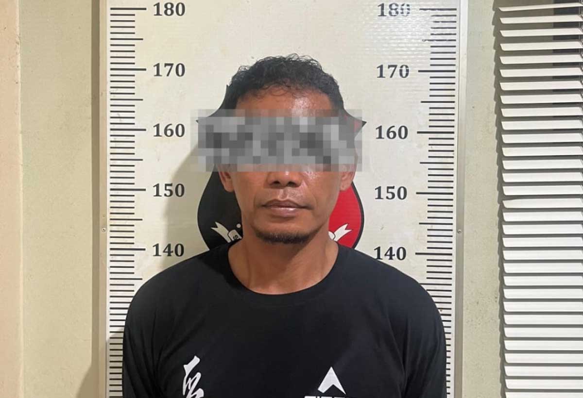Ribut di Kafe Super Z Club, Pria Ini Hantam Pengunjung Lain dengan Botol
