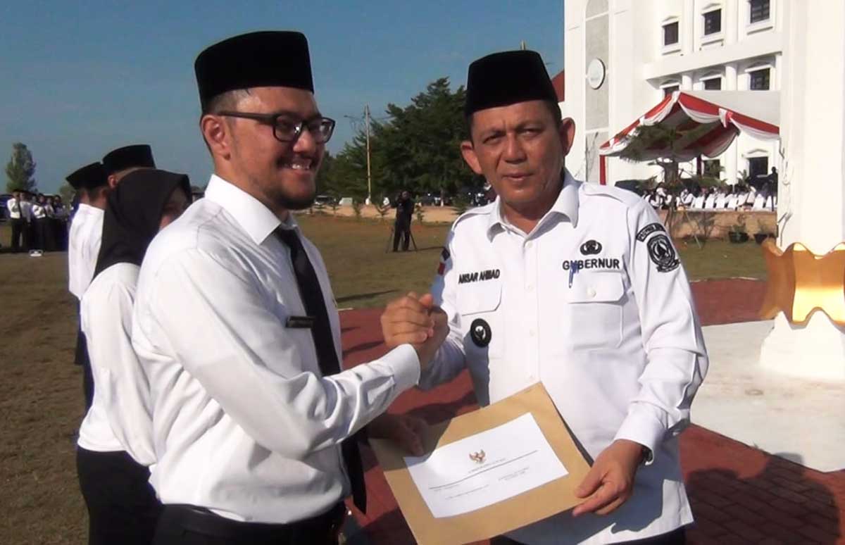 Resmi Diangkat, Ribuan PPPK Kepri Terima SK, Tapi Ada yang Langsung Dicoret