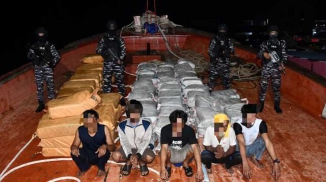 TNI AL Bongkar Penyulundupan 1,9 Ton Kokain dan Sabu, Kapal Asing Thailand Diamankan di Laut Kepri