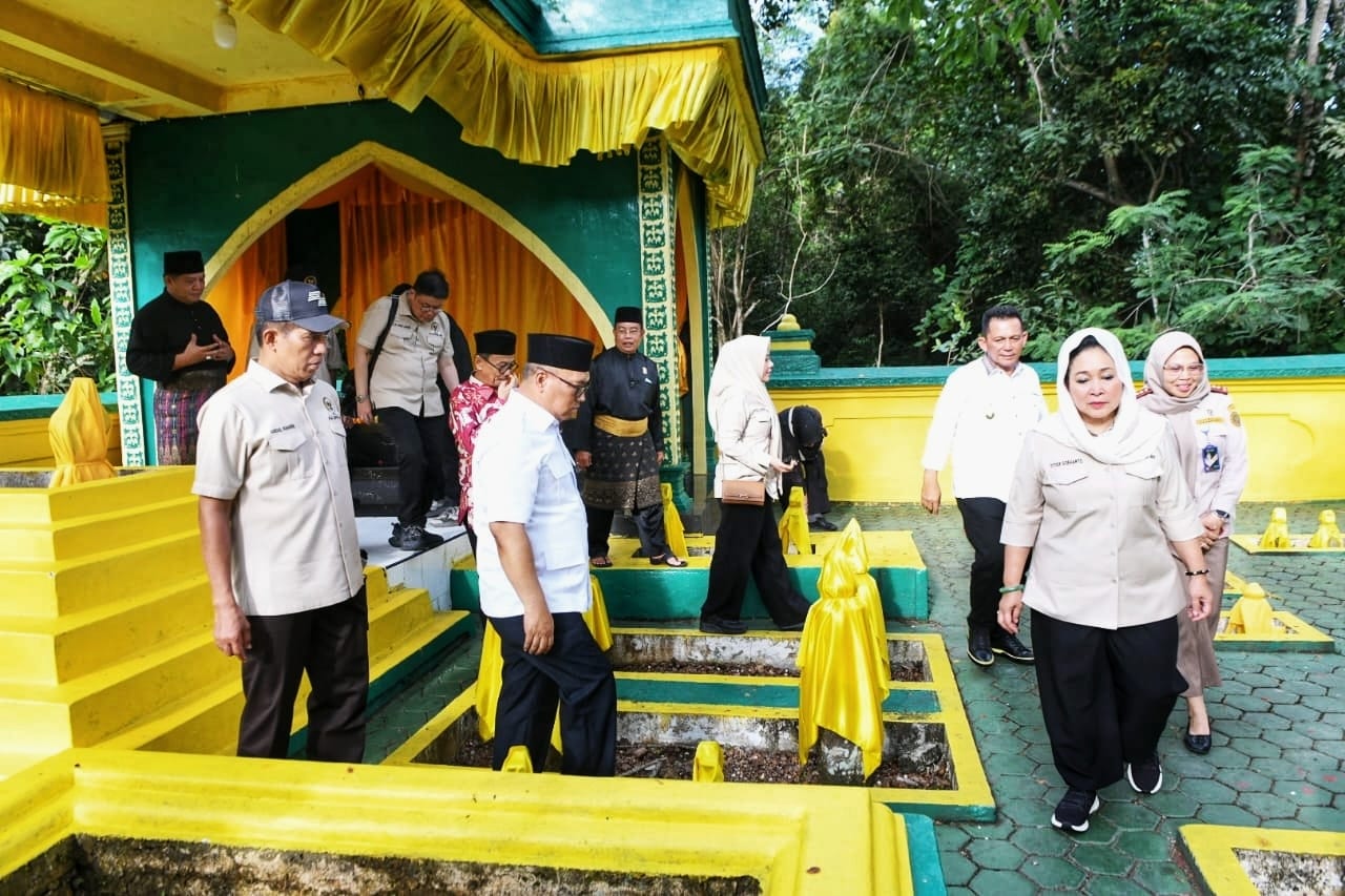 Titiek Soeharto Terkesan dengan Tradisi dan Potensi Daerah Kepri