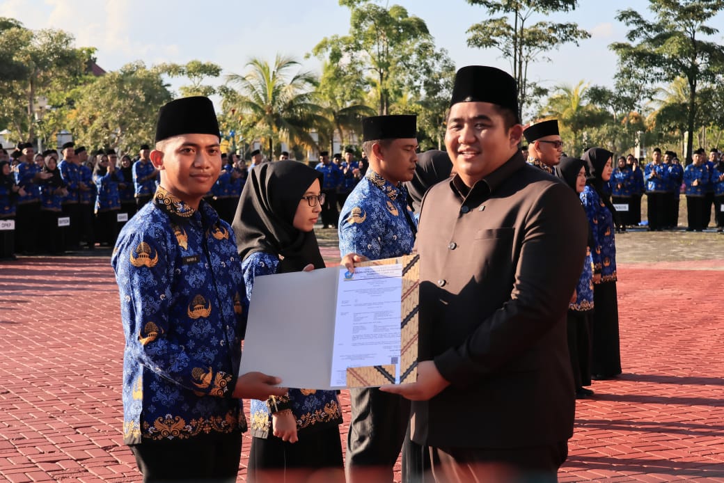 Bupati Roby Lantik 1.199 PPPK, Pembayaran Gaji Lewat BPR Bintan