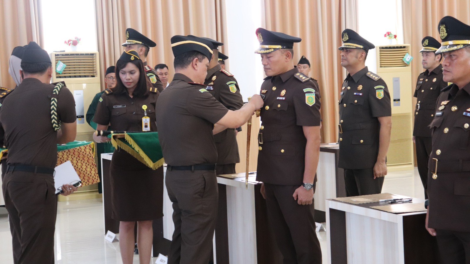 Mutasi di Kejati Kepri, Siapa Gantikan Siapa? Cek Daftarnya di Sini