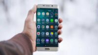 Bos Google Peringatkan Jangan Sembarangan Install Aplikasi di Luar Play Store