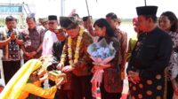 Prosesi Adat Melayu Sambut Jehezkiel Devy Sudarso, Kajati Kepri yang Baru