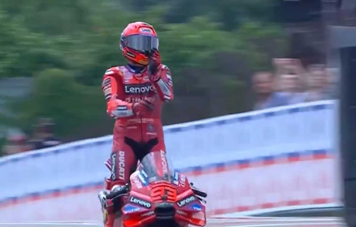 Tarian Pacu Jalur Tembus MotoGP, Marc Marquez Ikut Tren Aura Farming
