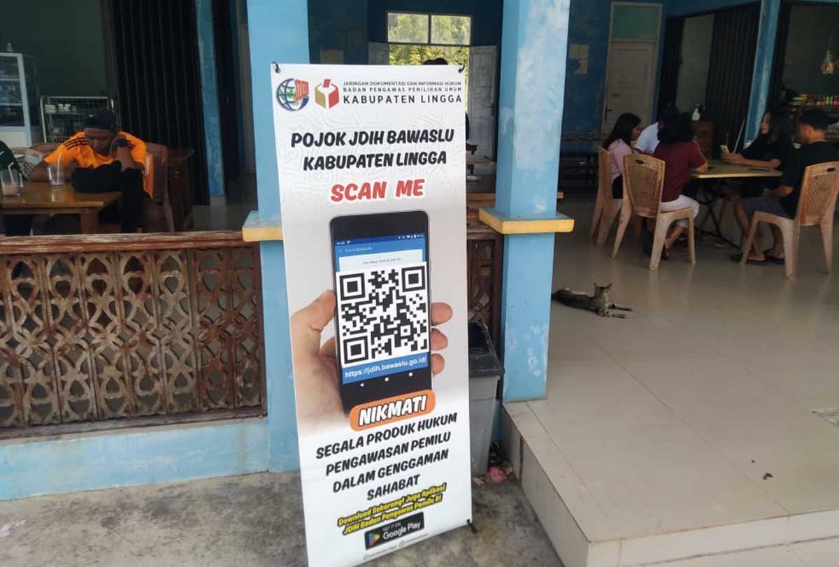 Cuma Scan QR di Kedai Kopi, Warga Lingga Bisa Akses Semua Aturan Bawaslu