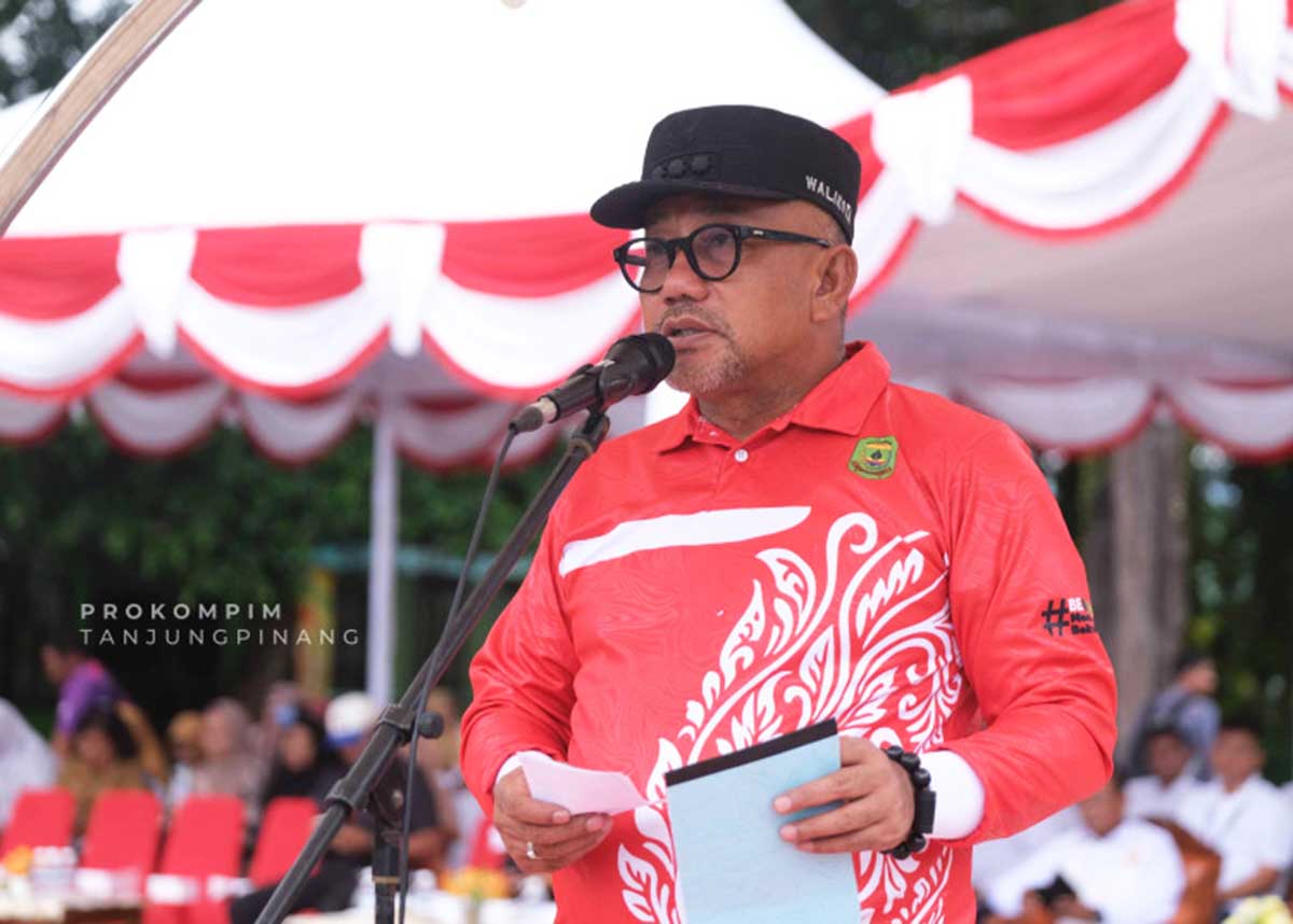 Wako Lis Ingatkan Peserta Gerak Jalan HUT ke-80 RI Jaga Etika dan Makna Lomba