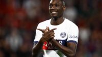 Transfer Kolo Muani Tertahan, Juventus Menunggu Bantuan dari Sunderland