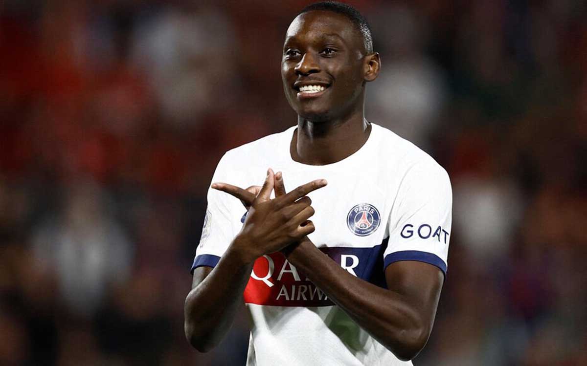 Transfer Kolo Muani Tertahan, Juventus Menunggu Bantuan dari Sunderland