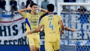 Arema FC Kalah Tipis dari Persib Bandung di Kanjuruhan