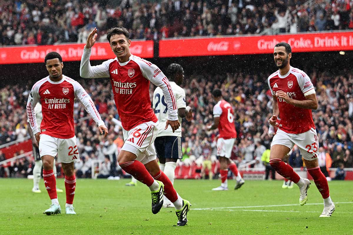 Arsenal Mantap di Puncak, Persaingan Liga Inggris Semakin Ketat