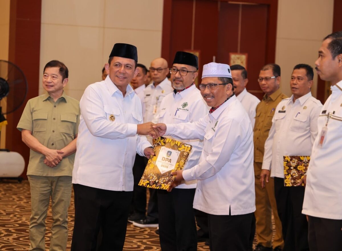 Gubernur Ansar Resmi Serahkan DPA 2026, OPD Diminta Langsung Bergerak