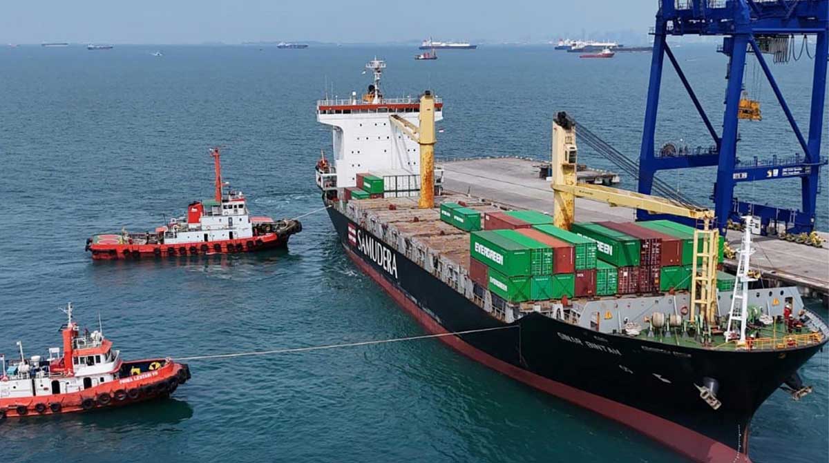 914 Kontainer Limbah B3 Masih Tertahan di Pelabuhan Batu Ampar