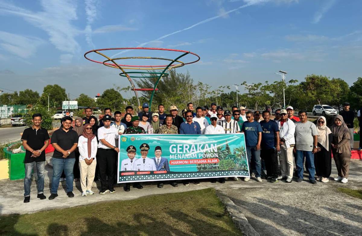 PLTU Tanjung Balai Karimun Ambil Bagian dalam Gerakan 500 Bibit Pohon