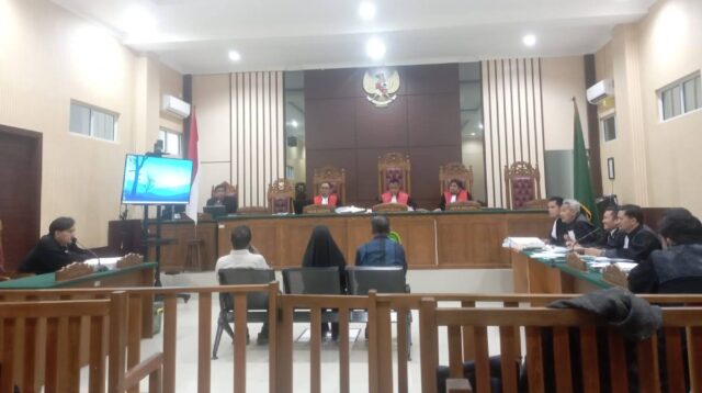 Lisa Yulia Akui Pernah Memohon ke Direksi Agar PNBP Dibayarkan.