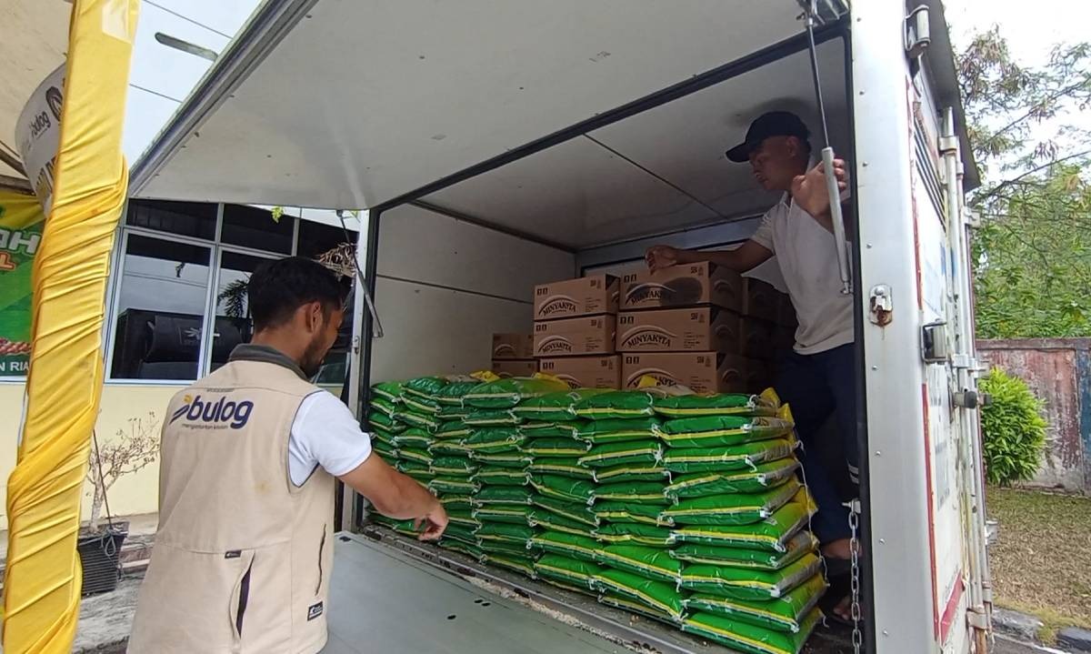 Perum Bulog Tanjungpinang Siapkan 2.100 Ton Beras Jelang Ramadan dan Idul Fitri