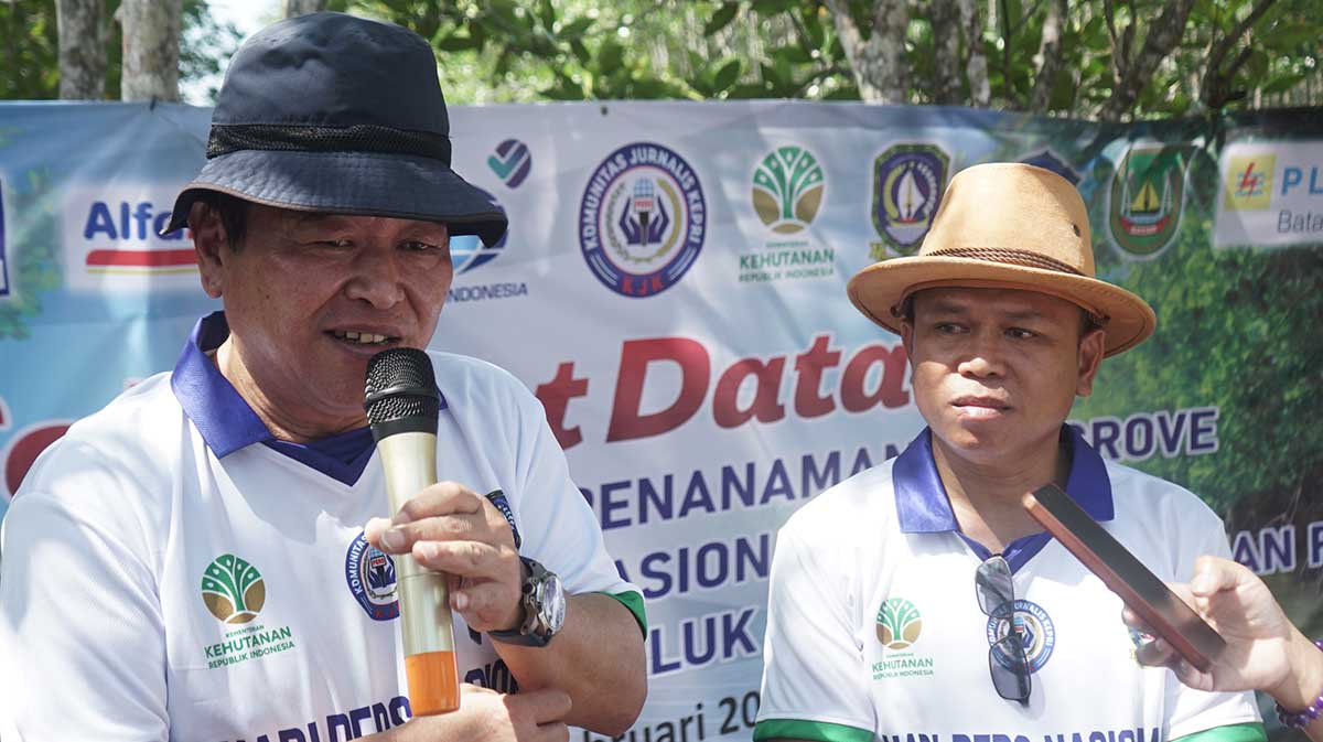 Peringati HPN 2026, Komunitas Jurnalis Kepri Tanam Mangrove di Sungai Tiram Bintan