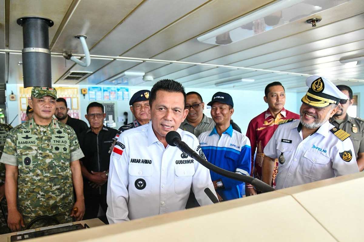 Mudik Lebaran 2026, Gubernur Ansar Cek Layanan Penumpang KM Kelud