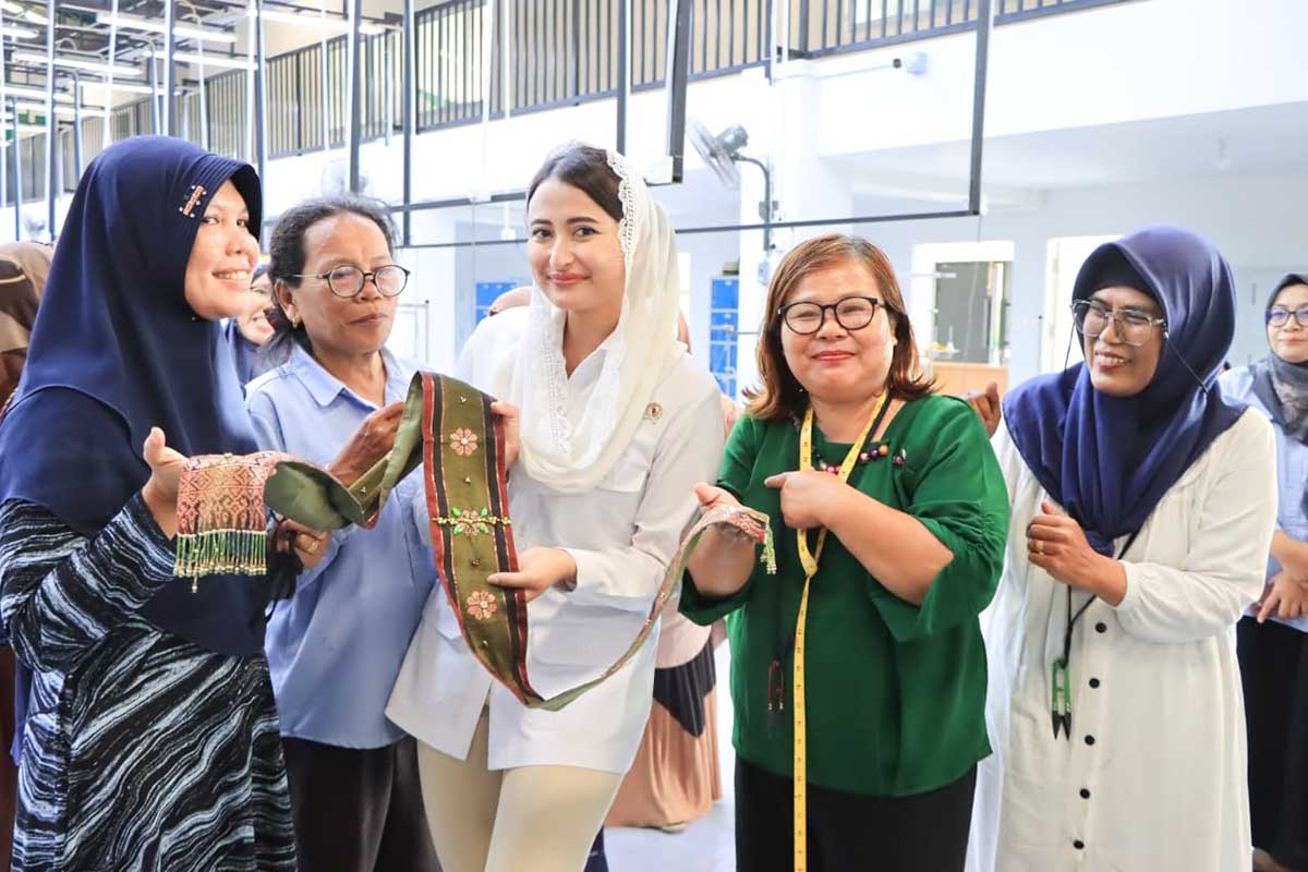 Wamendag Kunjungi Sentra Fashion Seri Kuala Lobam, Dorong Produk IKM Bintan Tembus Pasar Nasional
