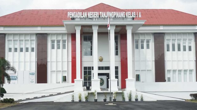 Perkara Korupsi Dana BOS SMK Kundur Mulai Disidang, Satu Terdakwa Tak Ditahan