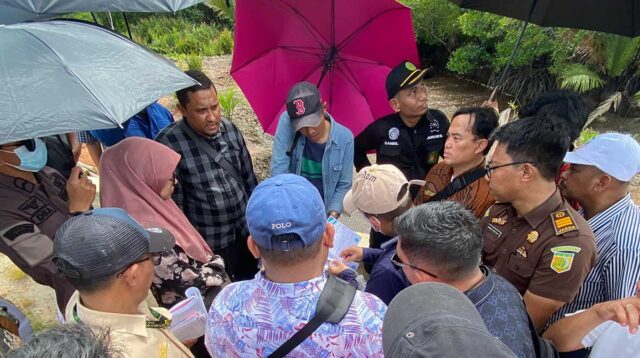 Dugaan Korupsi Jembatan Lingga, Hakim Turun Langsung Periksa Proyek di Desa Marok Kecil