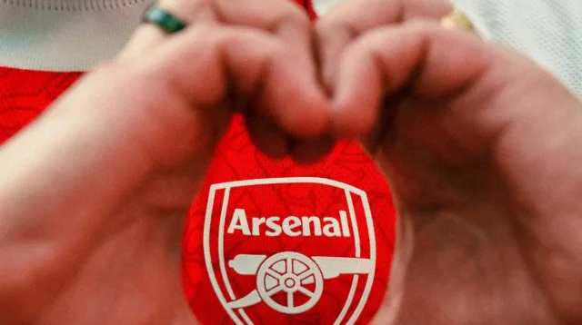 City Kehilangan Poin, Arsenal di Atas Angin