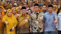 Mendikdasmen Abdul Mu’ti Serahkan Bantuan Revitalisasi Sekolah di Batam