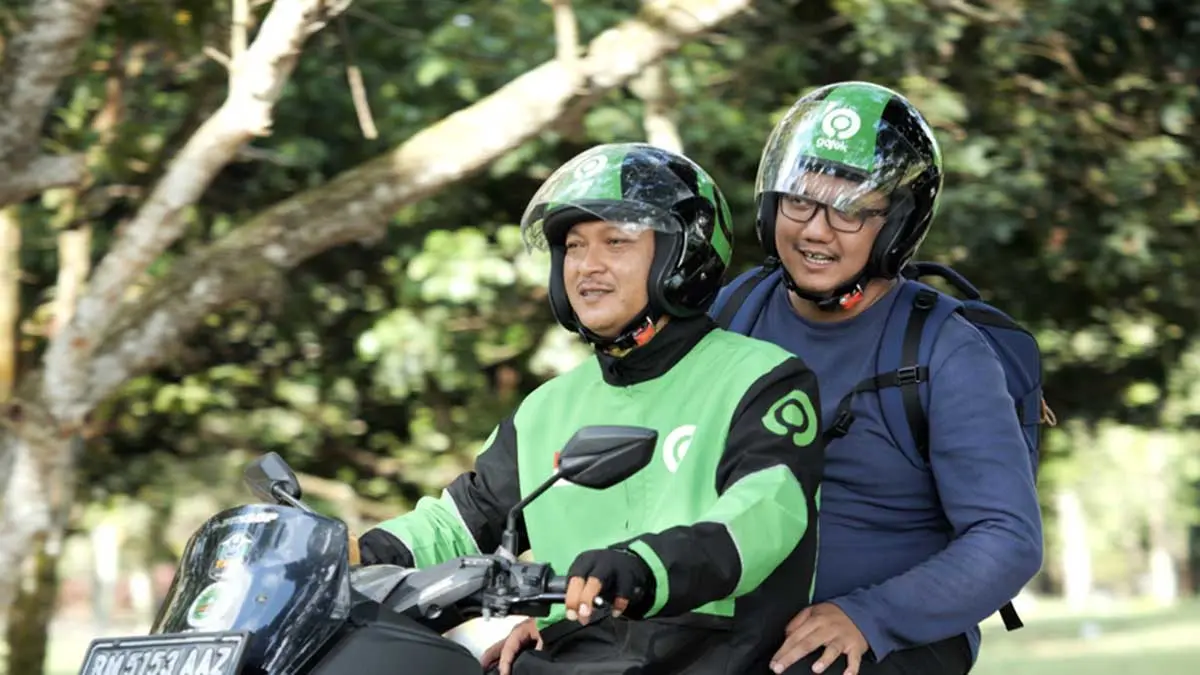 Potongan Aplikasi Ojol Turun Jadi 8 Persen, Ini Respons Gojek dan Grab