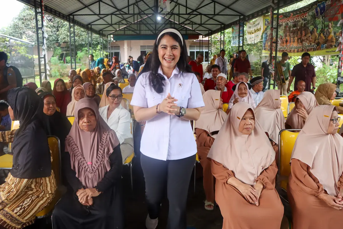 Kunjungi Bintan, Wamen BKKBN Apresiasi Sekolah Lansia dan Gerakan Orangtua Peduli Stunting