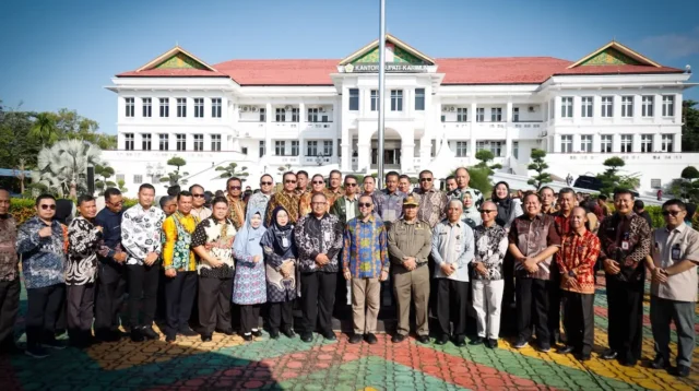 Harganas 2026 di Karimun, Pj Sekda Ajak Keluarga Bijak Gunakan Gawai dan Perkuat Peran Ayah