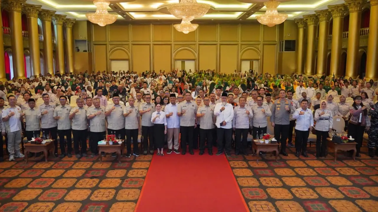 Nyanyang Haris Resmi Pimpin HKTI Kepri, Wamentan Sudaryono Luncurkan Program Gerbang Pangan