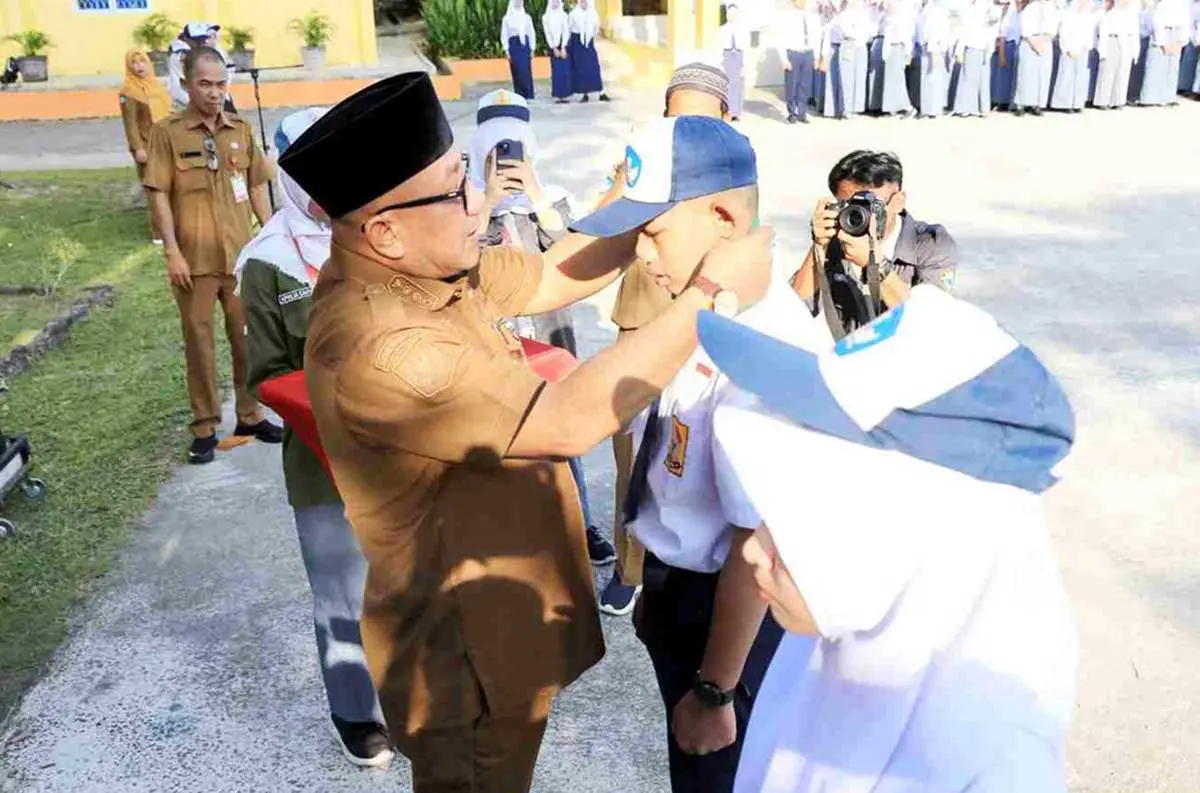 Tinjau MPLS, Wali Kota Tanjungpinang Sebut Pentingnya Kenali Bakat Siswa Sejak Hari Pertama